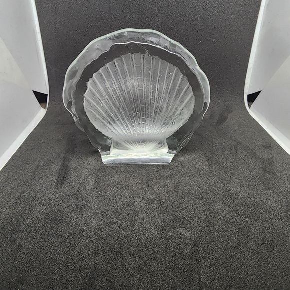 Seashell Paperweight - Picture 5 of 8